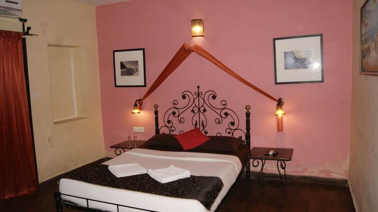 Hotel Camelot Fantasy Resort