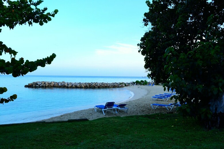 Hs Negril Jamaica Getaway