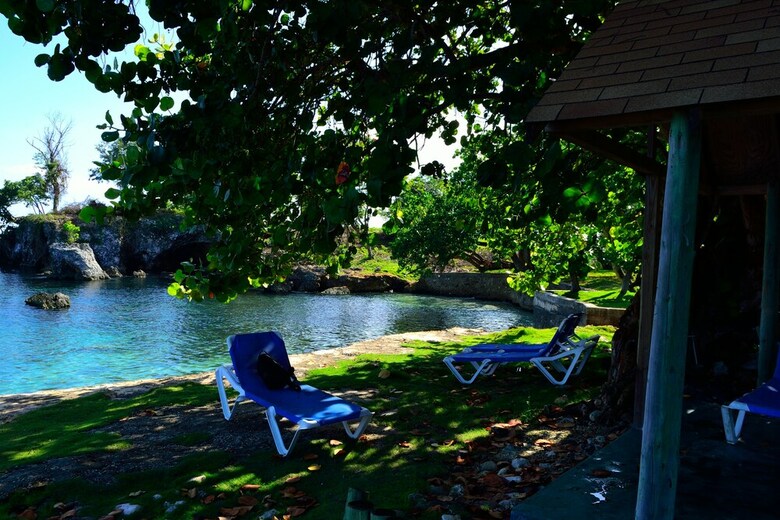 Hs Negril Jamaica Getaway