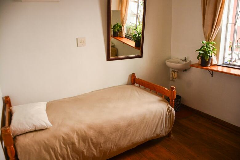 Hostal Long Street Backpackers