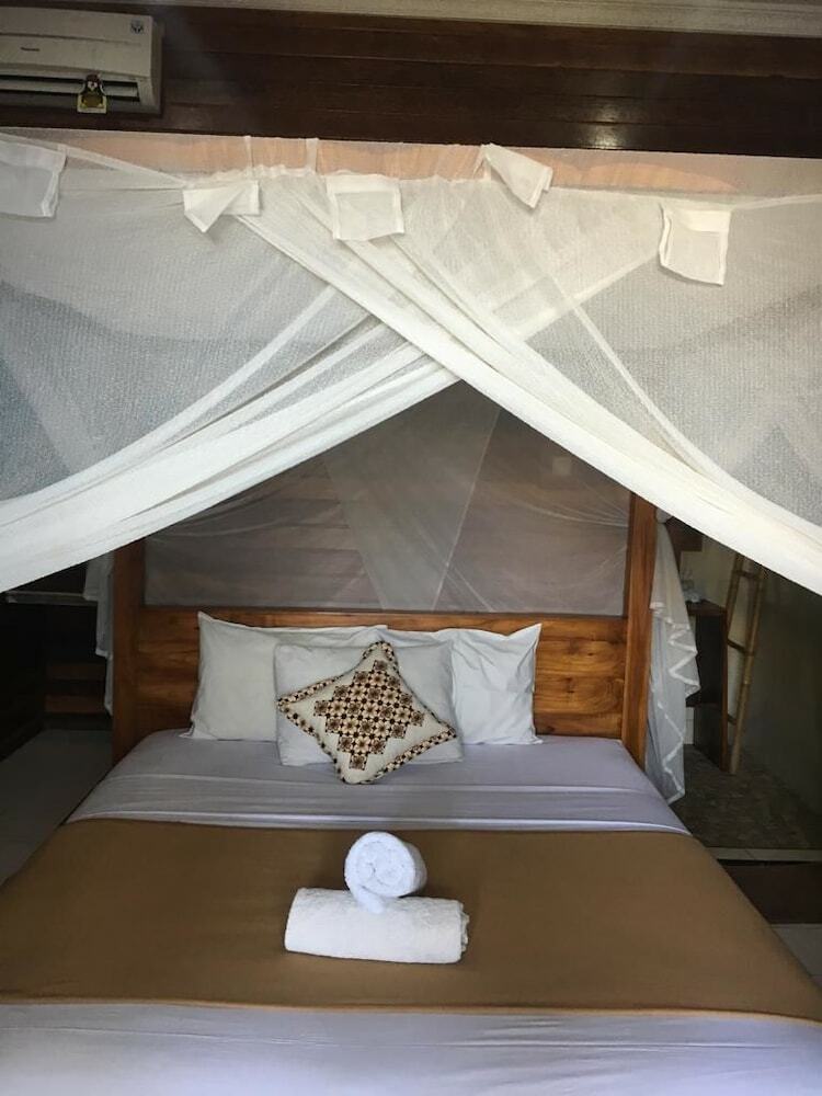 Hotel Linda Beach Resort