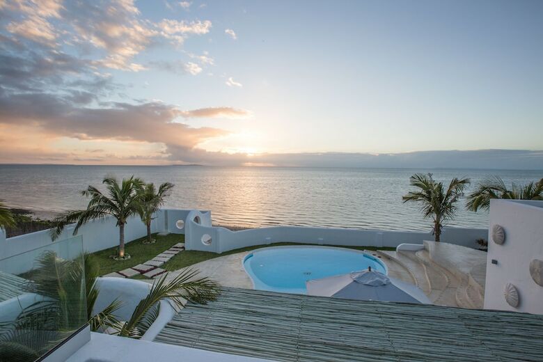 Villa Bahia Mar Beach House