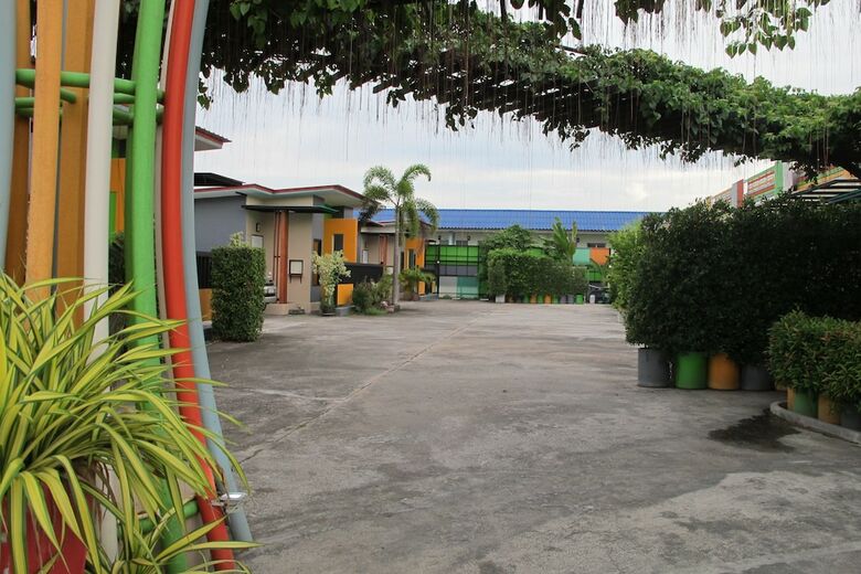 Hotel Jirapa Modern Resort