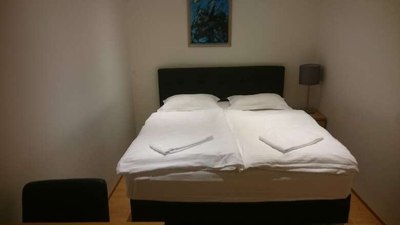 4th Floor Hotel