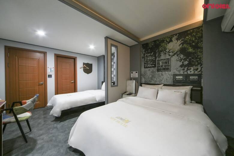 Hotel Sky Motel