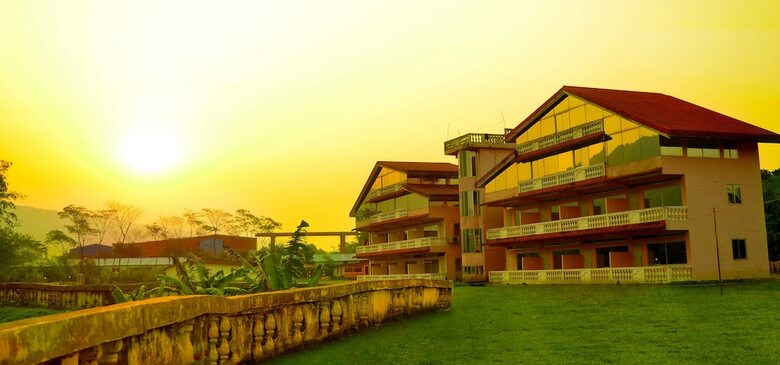 Hotel Jaintia Hill Resort