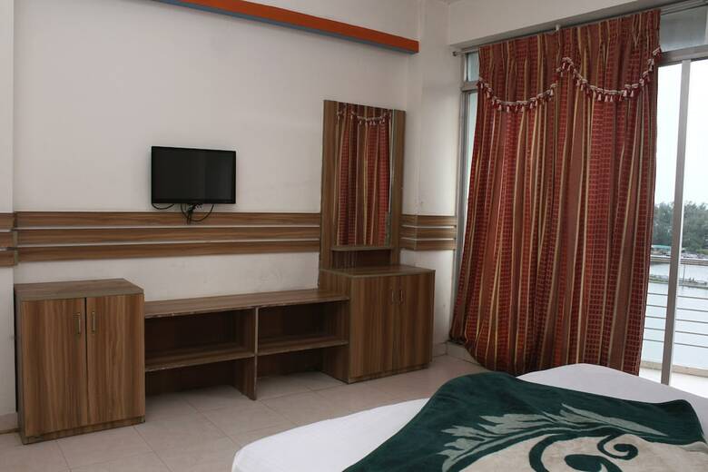 White Beach Hotel