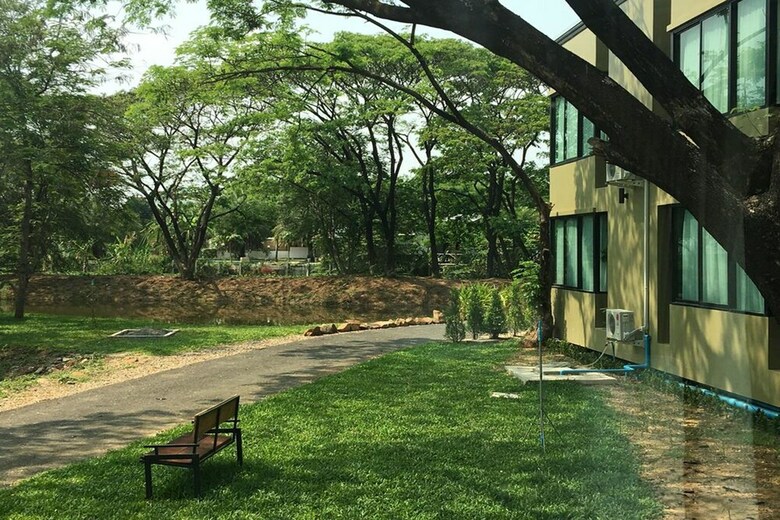 Hotel Green At Buriram