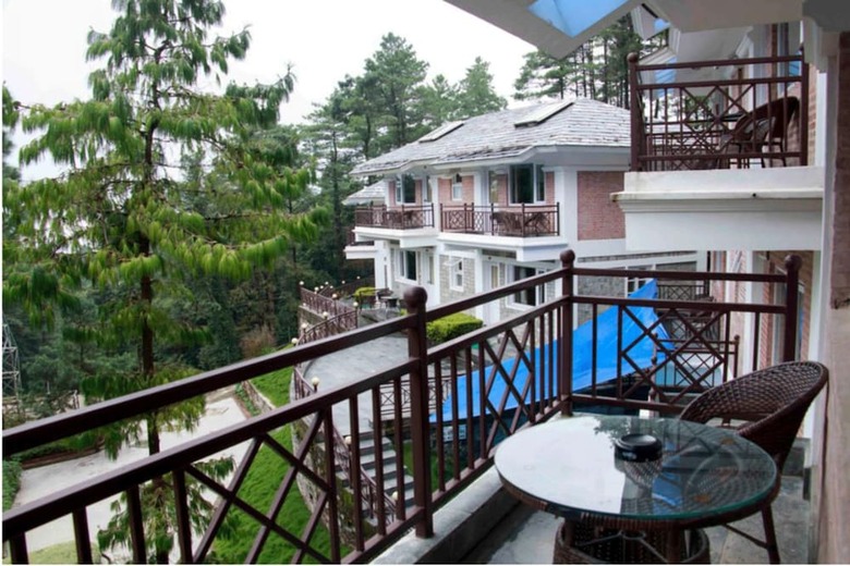 Hotel Serene Resort