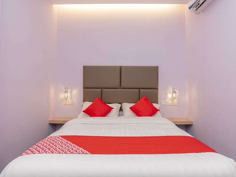 Oyo 89423 Zenz Hotel