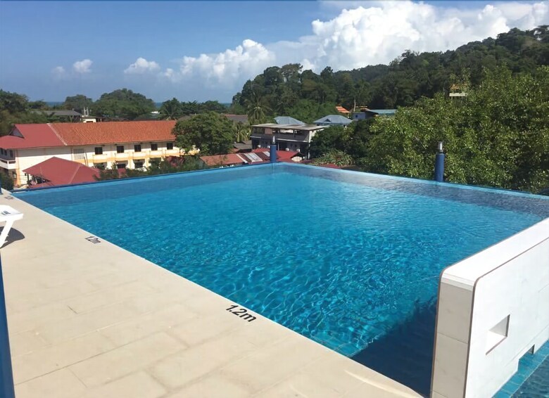 Mny Hotel & Resort