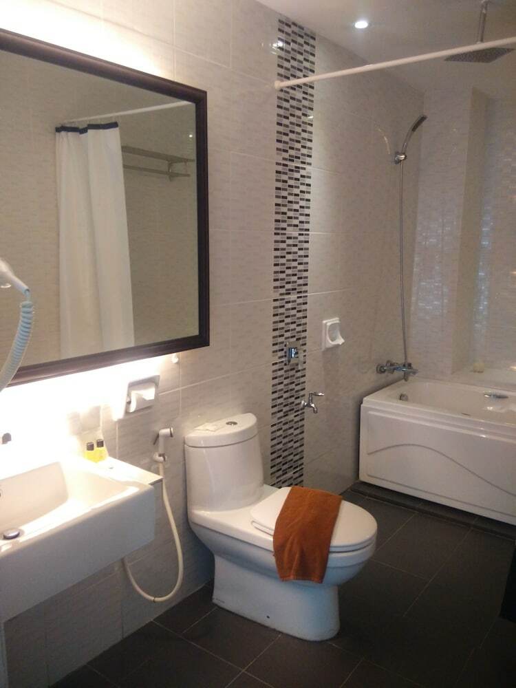 Mny Hotel & Resort