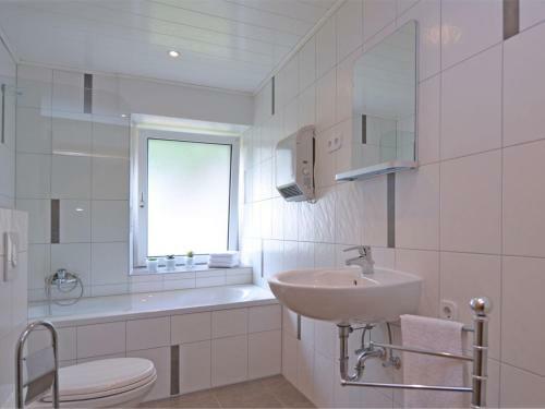 Cozy Apartment In Marsberg With Lawn