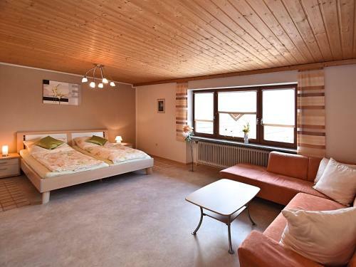 Cozy Apartment In Gleissenberg Bavaria Near Forest