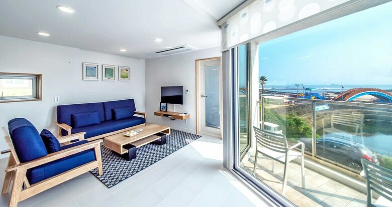 Blanc Bleu Pension