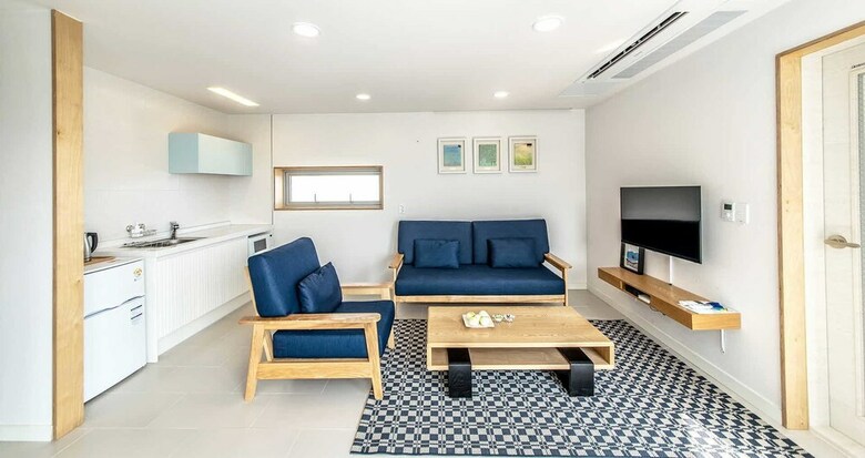 Blanc Bleu Pension