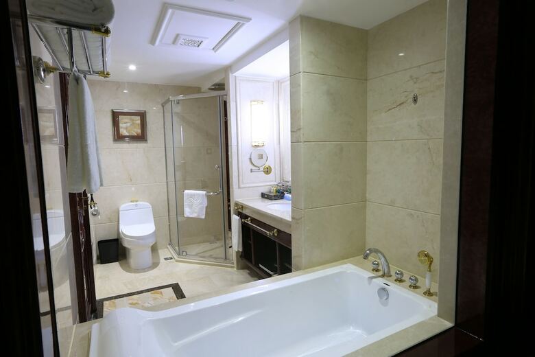 Yueda Financial City International Hotel