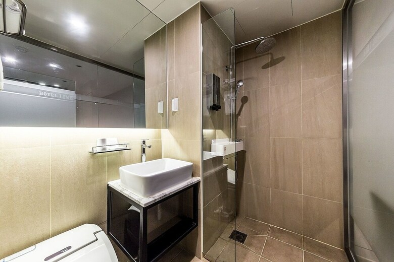 Line Hotel Suwon