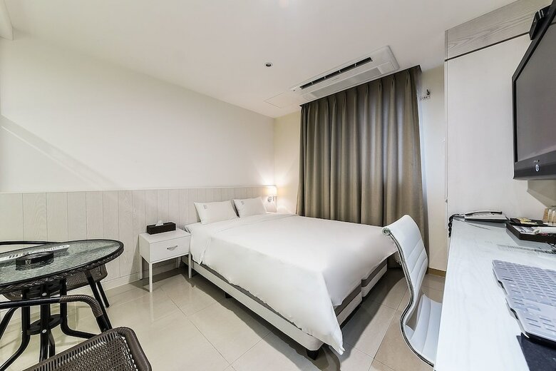 Line Hotel Suwon