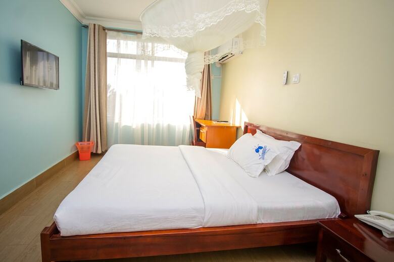 Pearl On The Nile Hotel