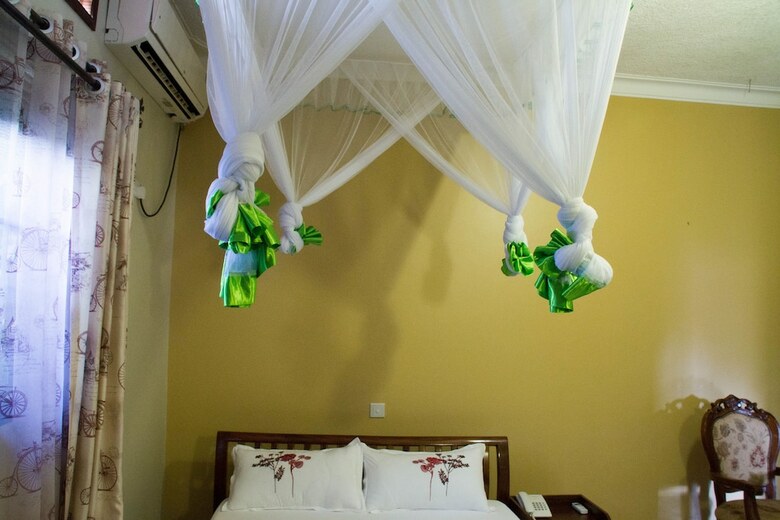 Timisha Hotel