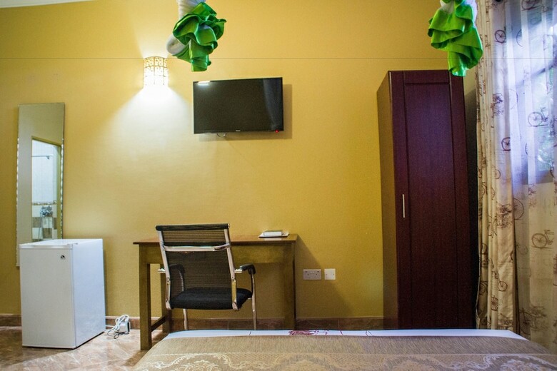 Timisha Hotel