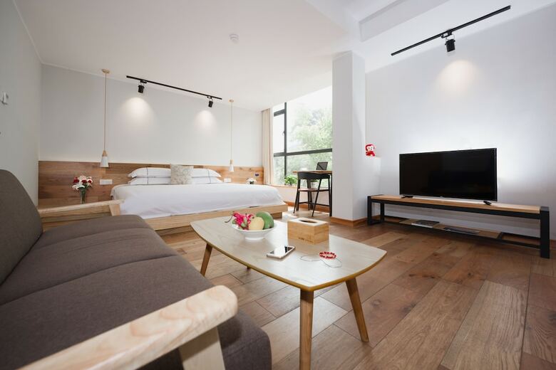 Yue Love Hotel
