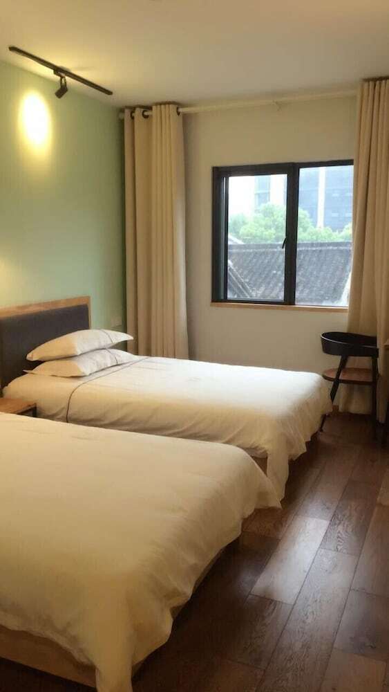 Yue Love Hotel