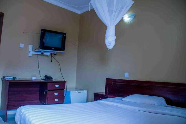 Akello Hotel