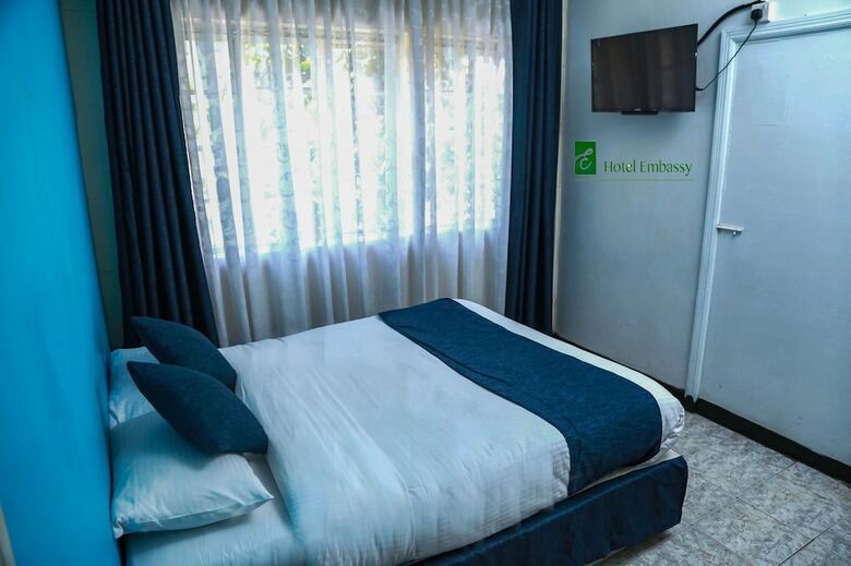 Hotel Embassy