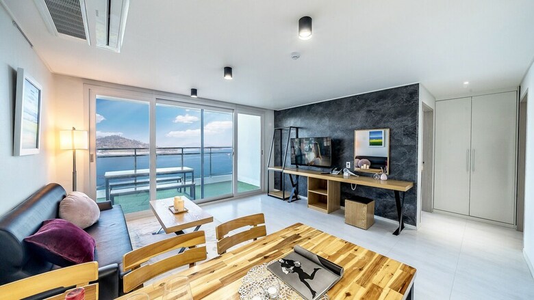 Hotel Yeosu Sunhill Spa Pension
