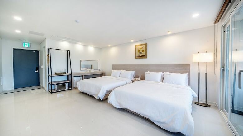 Hotel Yeosu Sunhill Spa Pension