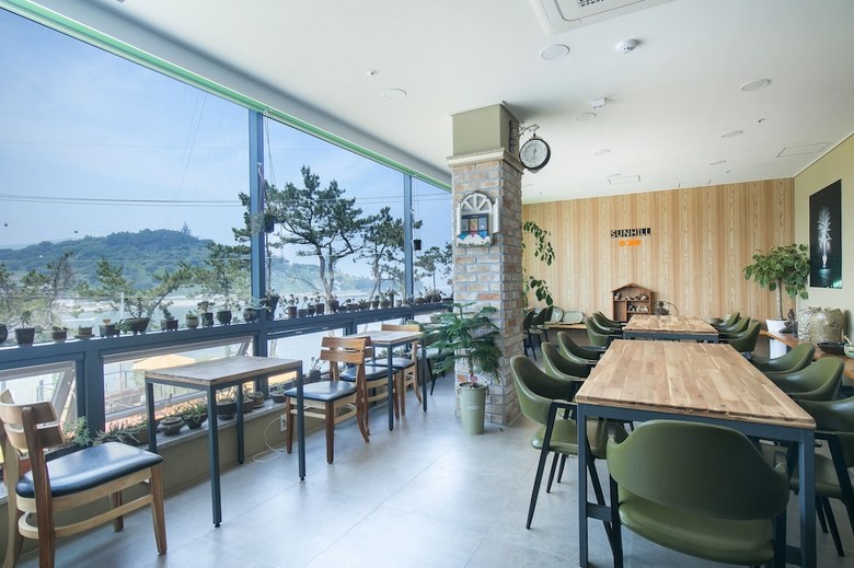 Hotel Yeosu Sunhill Spa Pension