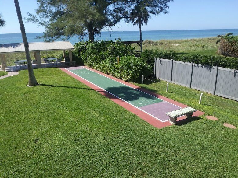 Turtle Crawl Inn
