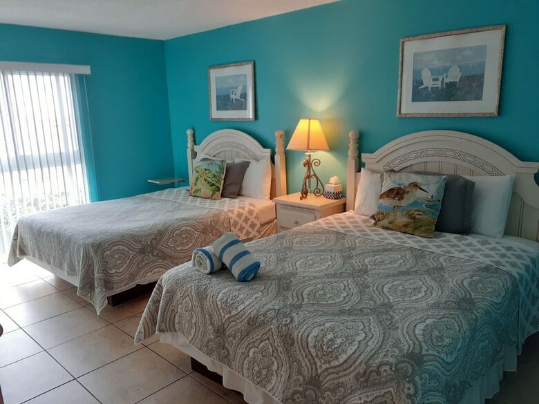 Turtle Crawl Inn