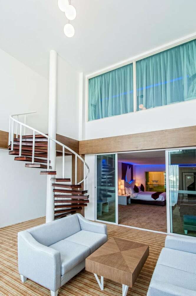 The Paradiso Jk Design Hotel