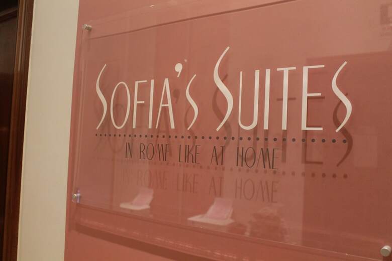 Hotel Sofia's Suites Guesthouse