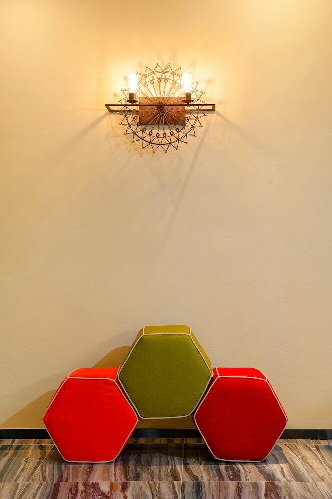 Foshan Yongrun Beehive Hotel