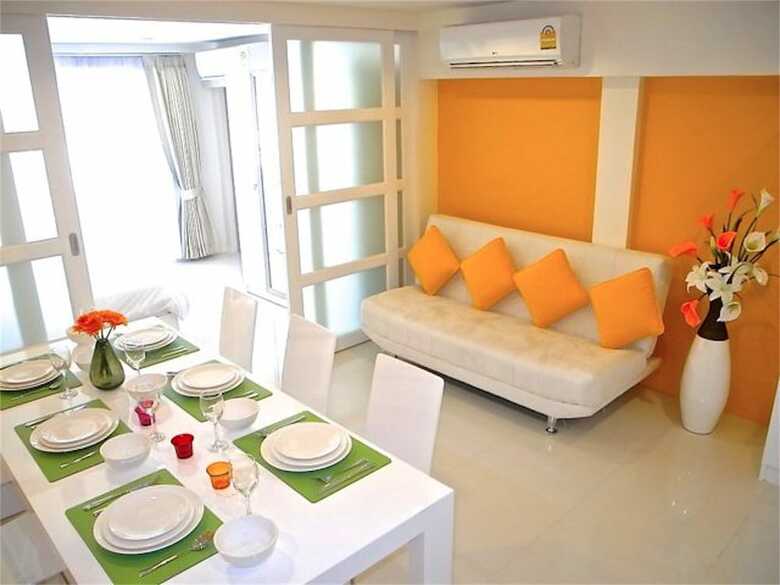 Kata Plaza 1 Bedroom Modern Apartment