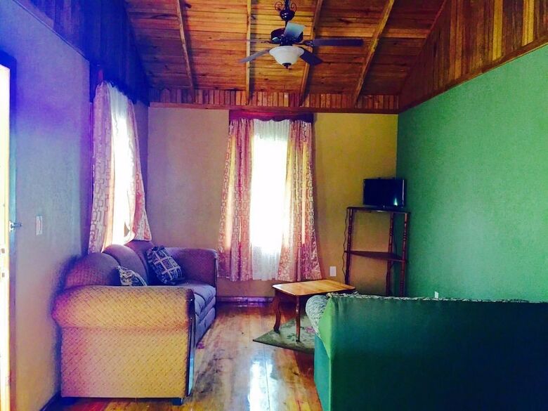 Cabana Anchor Inn