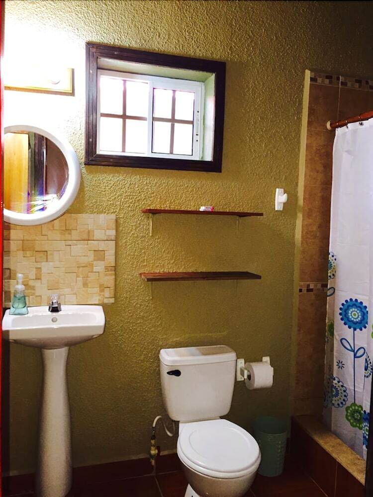 Cabana Anchor Inn