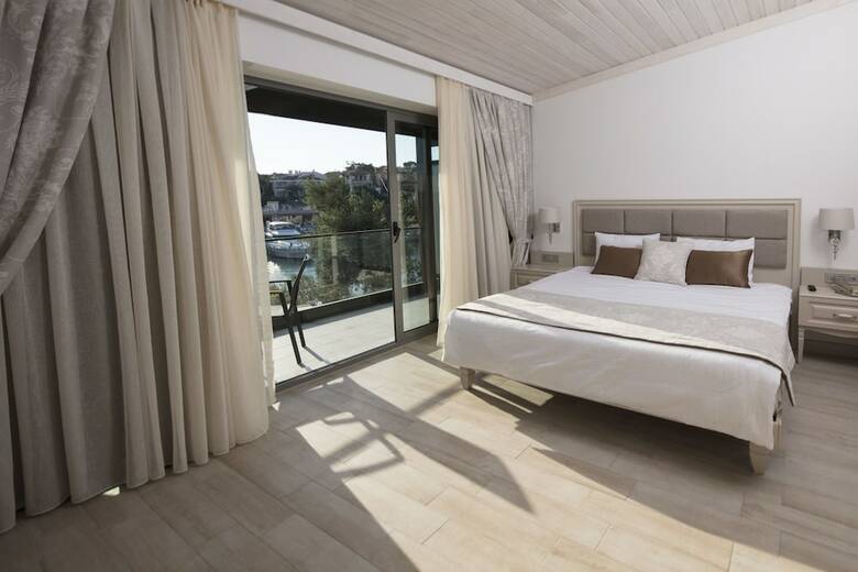 Kubana Hotel