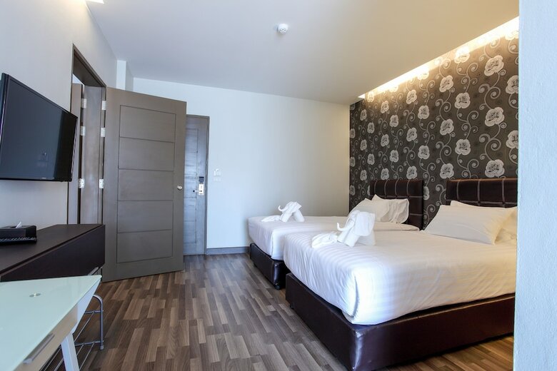 Hotel Romyen Garden Place