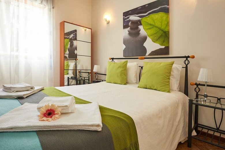 Beguest Gandarinha Apartment