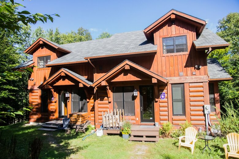 Fraternit�-sur-lac By Location Adp