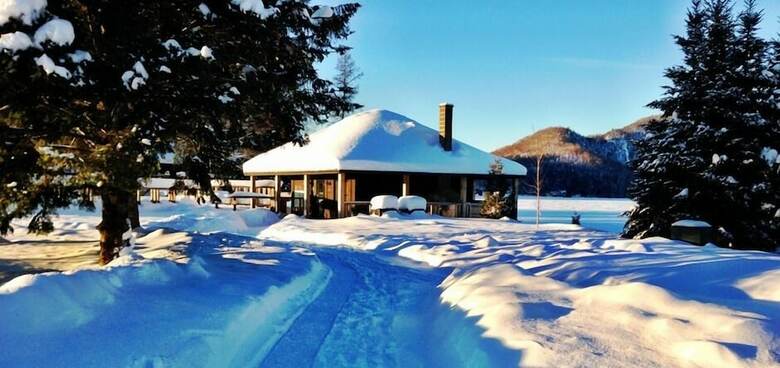Fraternit�-sur-lac By Location Adp