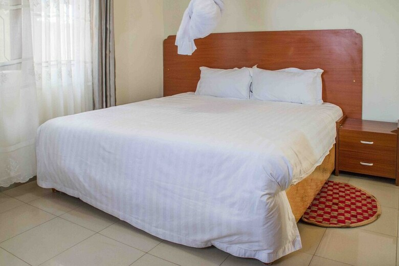 7 Eleven Hotel