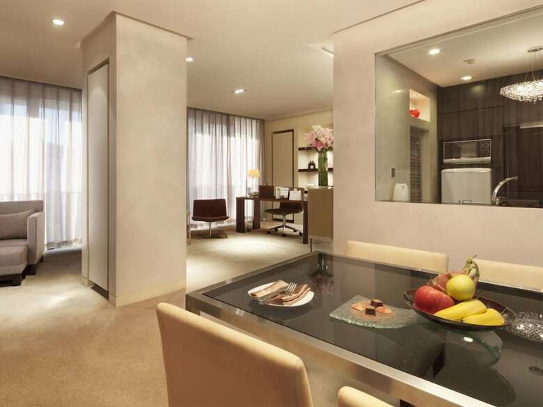 Howard Johnson Parkland Hotel Dalian
