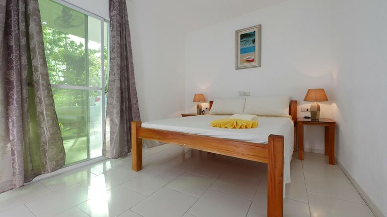 Hotel Alona Gecko Inn