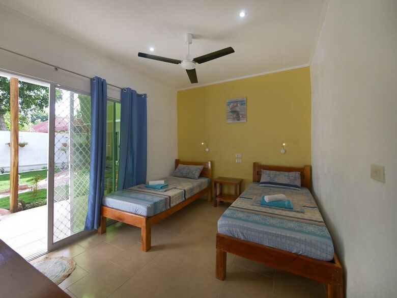 Hotel Alona Gecko Inn